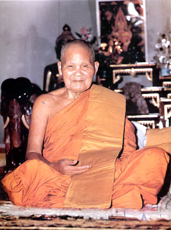 แม้แต่ "พญานาค"ยังยอม สาธุ! บารมี"หลวงปู่ชอบ"ห้ามศึกพญานาค !!!