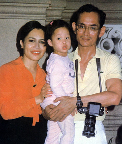 ย่า องค์ภา.jpg