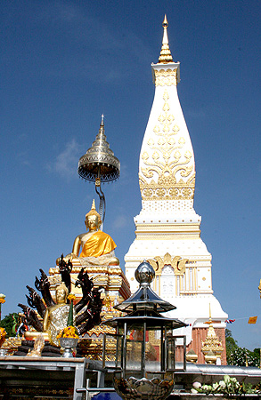 พระธาตุนครพนม 2.jpg