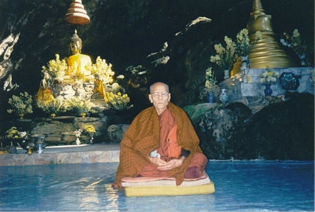 หลวงพ่อพุทธวาที2.jpg