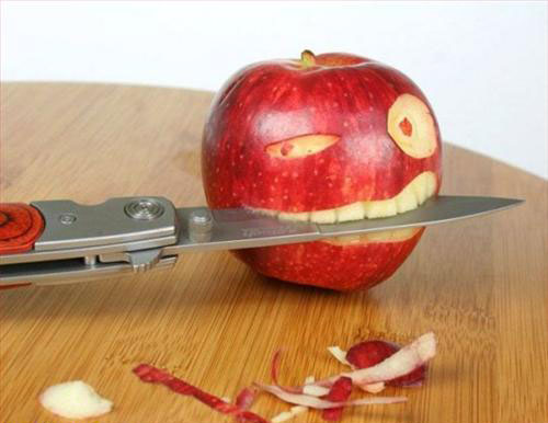 AngryApple.jpg