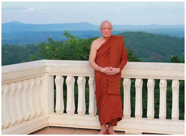 ปฎิบัติธรรมเพื่อหยุดวัฏสงสาร.jpg