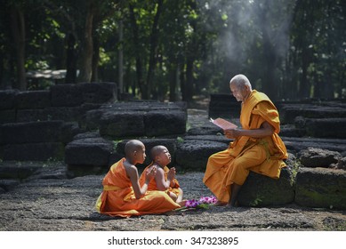 old-monk-teaching-little-monks-260nw-347323895.jpg