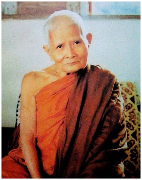 หลวงปู่แหวน สุจิณฺโณ (6).jpg